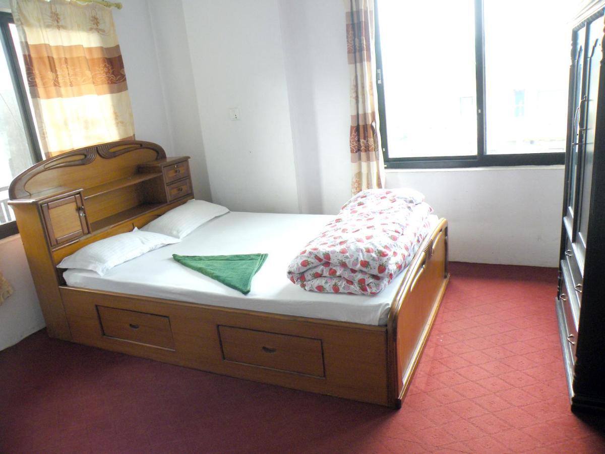 Pokhara Abroad Inn Dış mekan fotoğraf