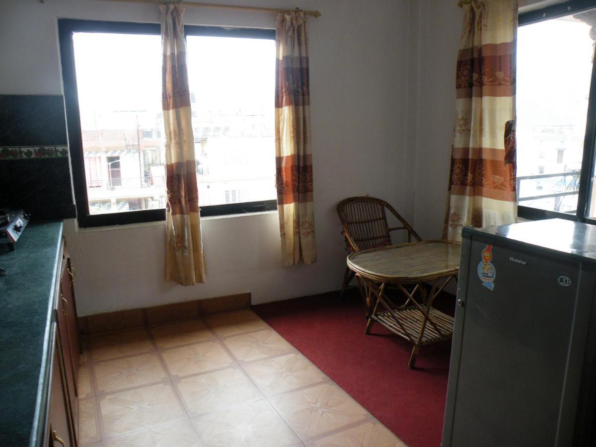 Pokhara Abroad Inn Dış mekan fotoğraf
