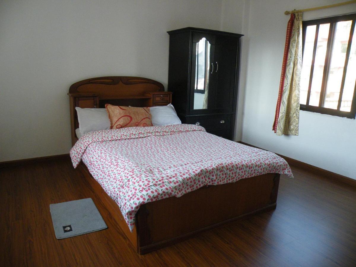 Pokhara Abroad Inn Dış mekan fotoğraf