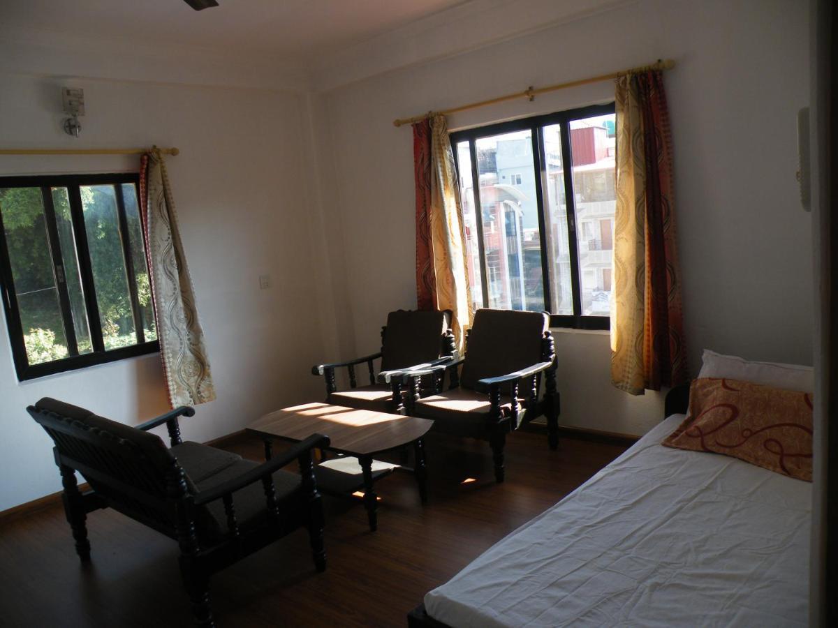 Pokhara Abroad Inn Dış mekan fotoğraf