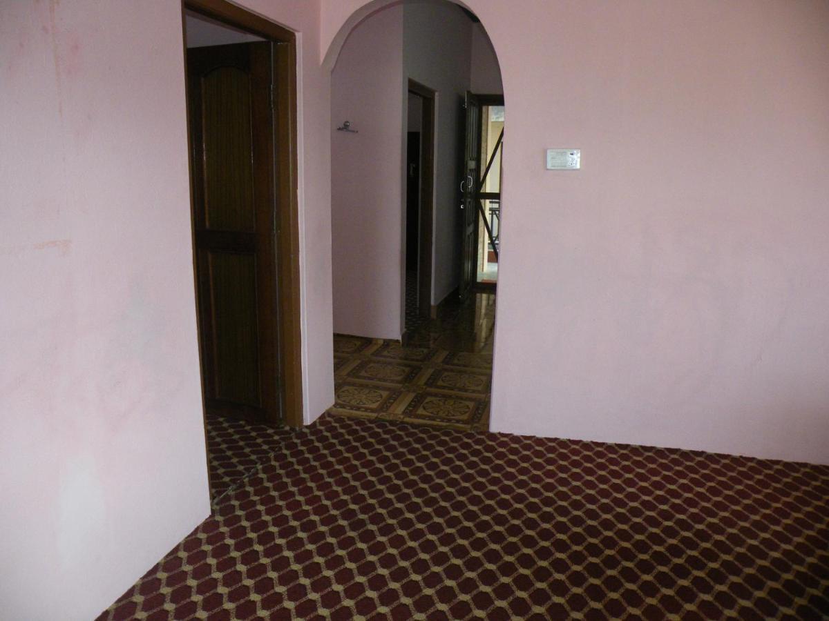 Pokhara Abroad Inn Dış mekan fotoğraf