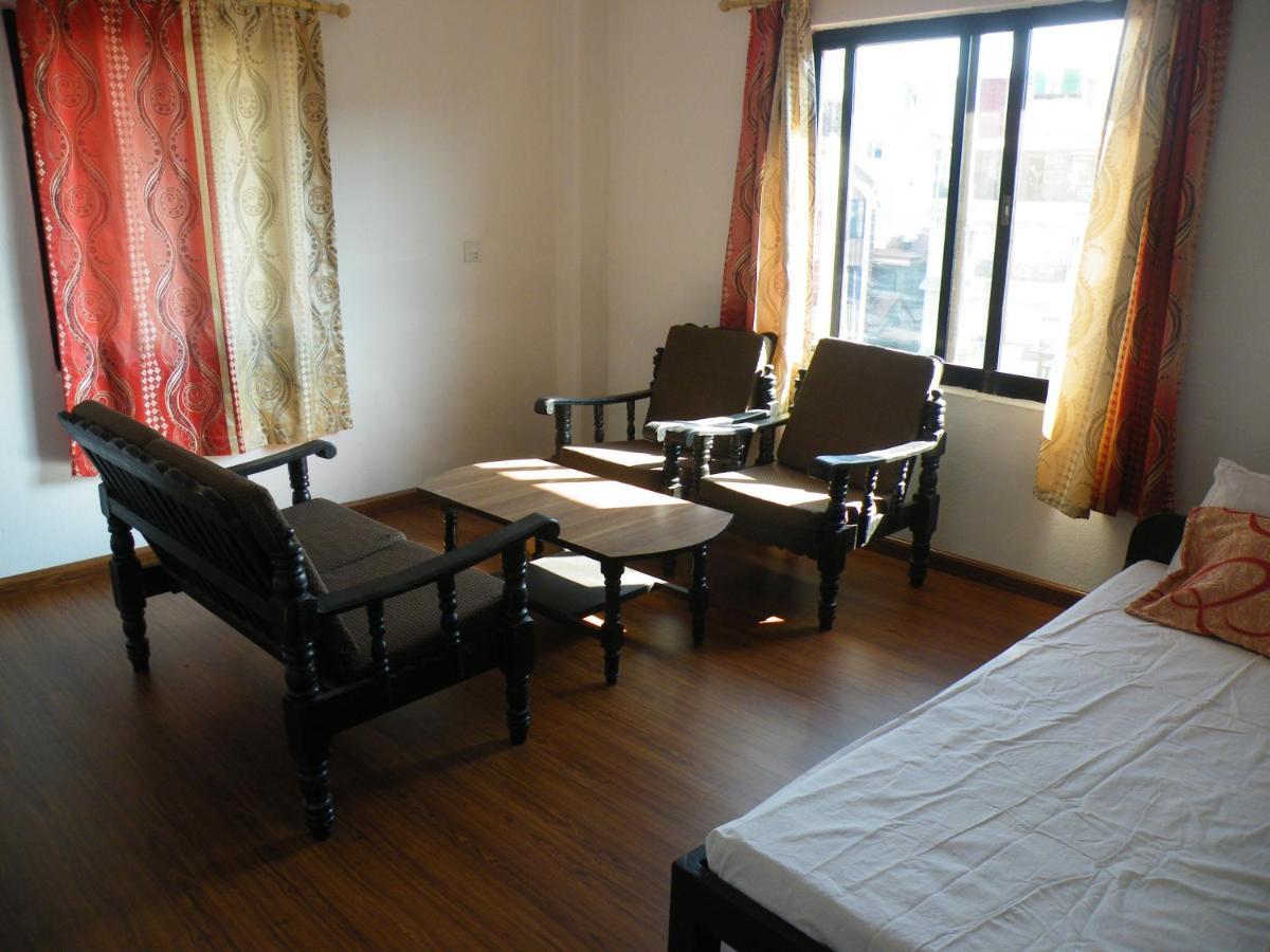 Pokhara Abroad Inn Dış mekan fotoğraf