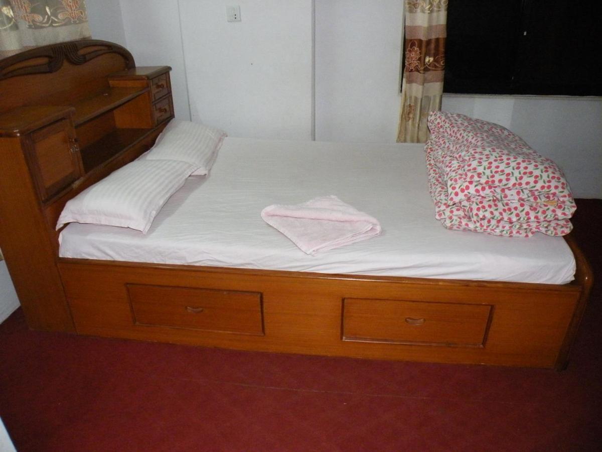 Pokhara Abroad Inn Dış mekan fotoğraf